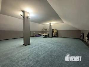 Дом 180м&sup2;, 2-этажный, участок 5 сот.  