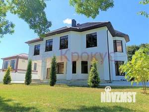 Дом 240м², 2-этажный, участок 8 сот.  