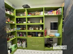 Дом 252м&sup2;, 3-этажный, участок 6 сот.  