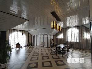 Дом 490м&sup2;, 3-этажный, участок 9 сот.  