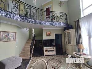 Дом 214м², 2-этажный, участок 7 сот.  