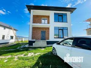 Дом 144м&sup2;, 2-этажный, участок 4 сот.  