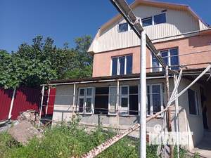 Дом 194м&sup2;, 2-этажный, участок 5 сот.  