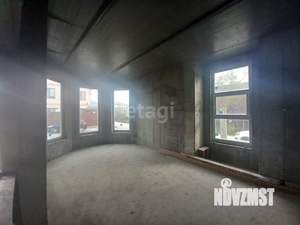 Дом 160м&sup2;, 2-этажный, участок 3 сот.  