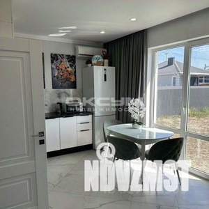 Дом 53м&sup2;, 2-этажный, участок 4 сот.  