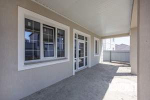 Дом 160м&sup2;, 2-этажный, участок 4 сот.  