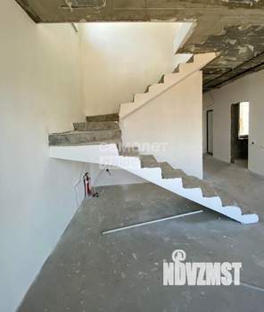 Дом 110м&sup2;, 2-этажный, участок 6 сот.  