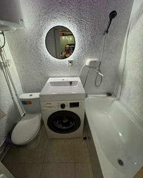 Дом 32м&sup2;, 2-этажный, участок 1 сот.  