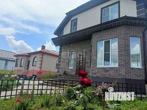 Дом 184м&sup2;, 3-этажный, участок 8 сот.  