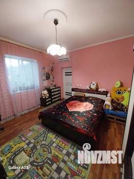 Дом 199м&sup2;, 2-этажный, участок 4 сот.  