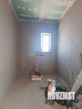 Дом 100м&sup2;, 1-этажный, участок 4 сот.  