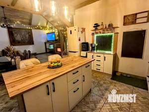Дом 170м², 2-этажный, участок 9 сот.  