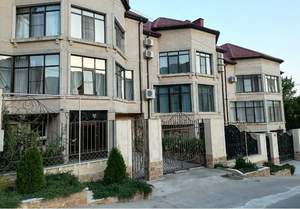 Дом 365м&sup2;, 3-этажный, участок 3 сот.  