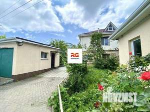 Дом 200м&sup2;, 2-этажный, участок 7 сот.  