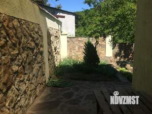 Дом 155м&sup2;, 3-этажный, участок 6 сот.  