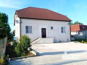 Дом 221м&sup2;, 2-этажный, участок 8 сот.  