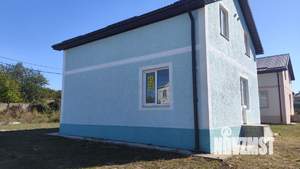 Дом 130м&sup2;, 2-этажный, участок 4 сот.  