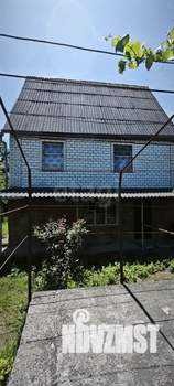 Дом 115м&sup2;, 3-этажный, участок 8 сот.  