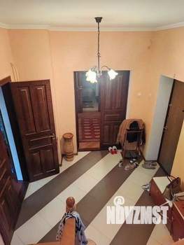 Дом 336м&sup2;, 2-этажный, участок 7 сот.  