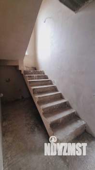 Дом 130м&sup2;, 2-этажный, участок 4 сот.  