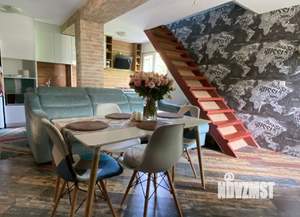 Дом 98м&sup2;, 2-этажный, участок 8 сот.  