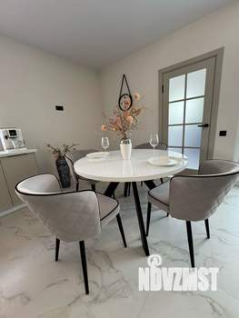 Дом 160м&sup2;, 2-этажный, участок 5 сот.  