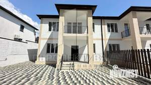 Таунхаус 204м&sup2;, 2-этажный, участок 4 сот.  