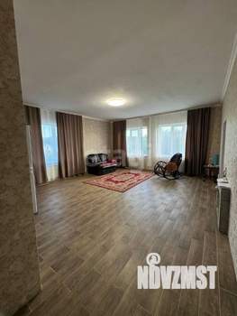 Дом 220м², 2-этажный, участок 18 сот.  