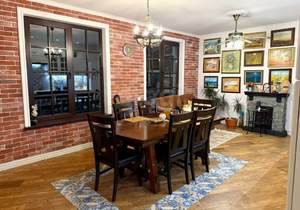 Дом 114м&sup2;, 2-этажный, участок 8 сот.  