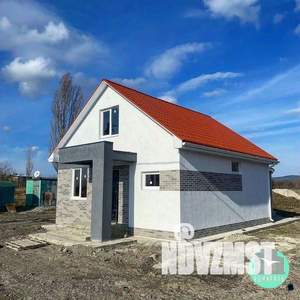 Дом 85м&sup2;, 2-этажный, участок 3 сот.  