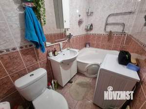 Коттедж 100м&sup2;, 2-этажный, участок 2 сот.  