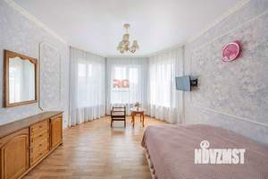 Дом 174м², 2-этажный, участок 5 сот.  