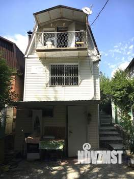 Дом 66м&sup2;, 3-этажный, участок 4 сот.  