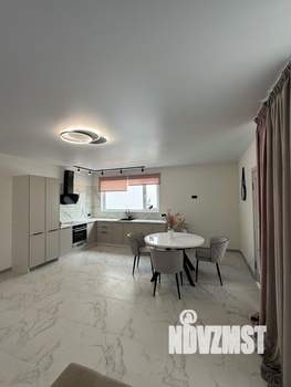 Дом 160м², 2-этажный, участок 5 сот.  