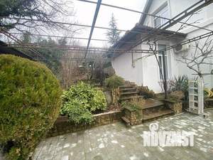 Дом 160м&sup2;, 2-этажный, участок 8 сот.  