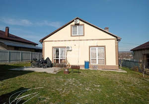 Дом 183м&sup2;, 2-этажный, участок 7 сот.  