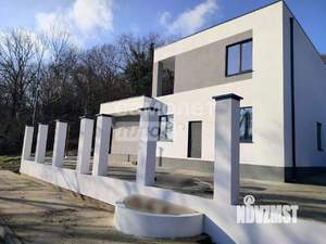 Дом 170м&sup2;, 2-этажный, участок 4 сот.  