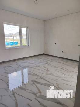 Дом 100м&sup2;, 1-этажный, участок 4 сот.  