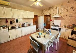 Дом 213м², 2-этажный, участок 8 сот.  