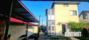 Дом 210м&sup2;, 3-этажный, участок 4 сот.  