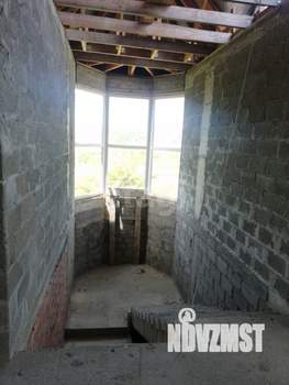 Дом 300м², 2-этажный, участок 10 сот.  