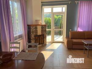 Дом 150м&sup2;, 2-этажный, участок 6 сот.  