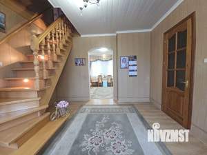 Дом 160м&sup2;, 2-этажный, участок 7 сот.  