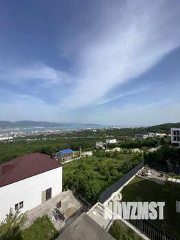 Коттедж 444м&sup2;, 3-этажный, участок 6 сот.  