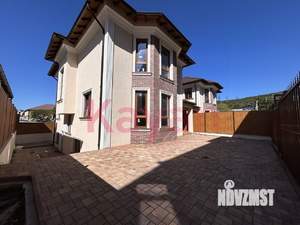 Дом 236м&sup2;, 2-этажный, участок 3 сот.  