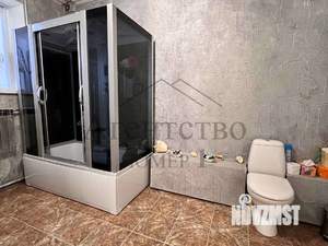 Дом 229м², 3-этажный, участок 9 сот.  