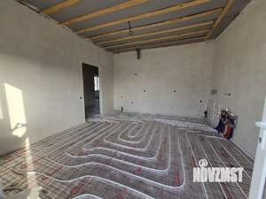 Дом 99м&sup2;, 1-этажный, участок 5 сот.  