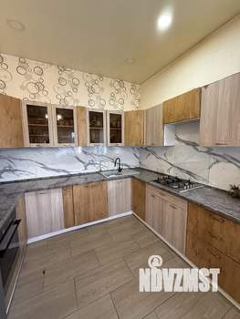 Дом 203м², 3-этажный, участок 3 сот.  