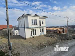 Дом 130м&sup2;, 2-этажный, участок 4 сот.  