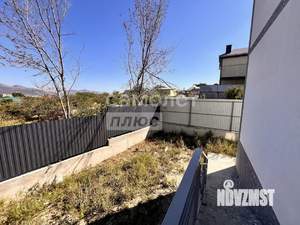 Дом 165м&sup2;, 2-этажный, участок 4 сот.  